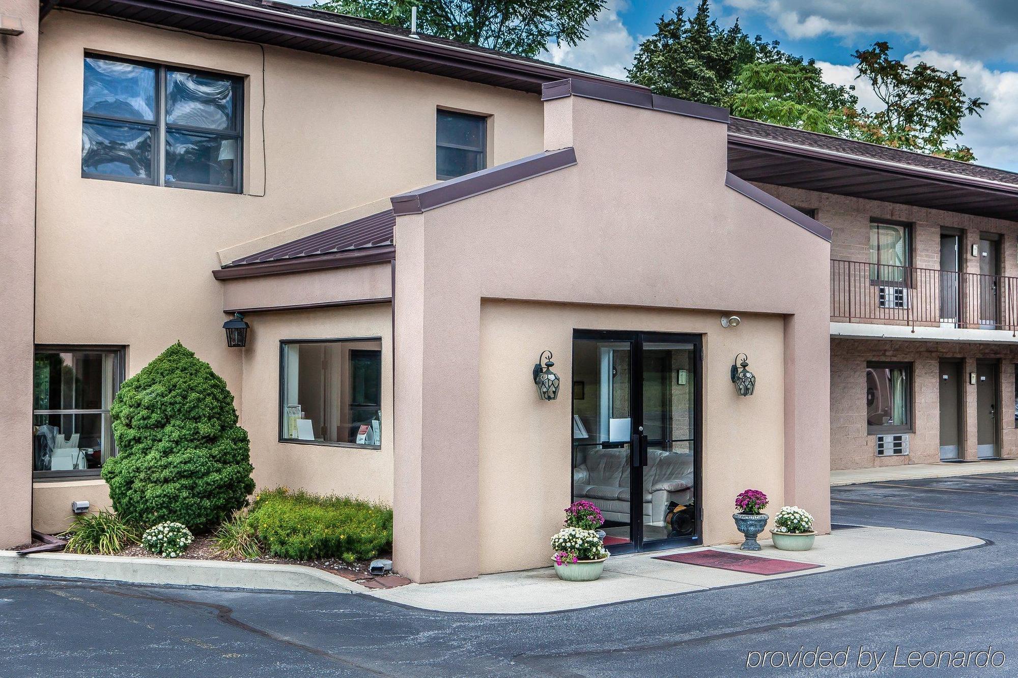 Econo Lodge Douglassville-Pottstown Exterior photo